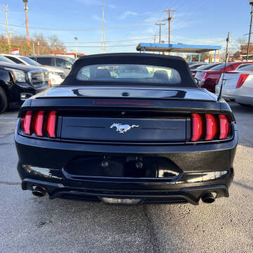 2022 Ford Mustang EcoBoost Premium