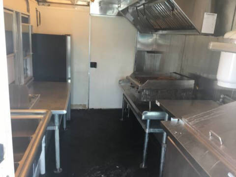 2002 Freightliner MT45 Chassis