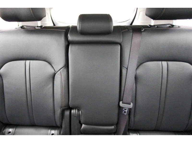 2025 Mazda CX-70 Plug-in Hybrid Premium