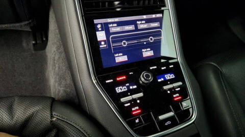 2022 Porsche Panamera 4 E-Hybrid Platinum Edition