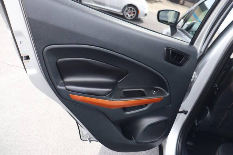 2018 Ford EcoSport SES