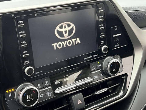 2020 Toyota Highlander Hybrid XLE