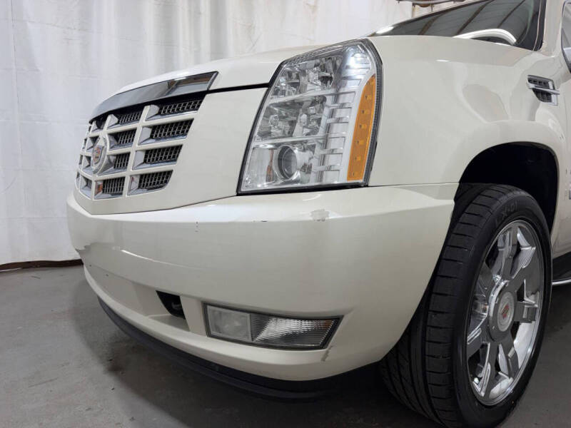 2014 Cadillac Escalade Luxury