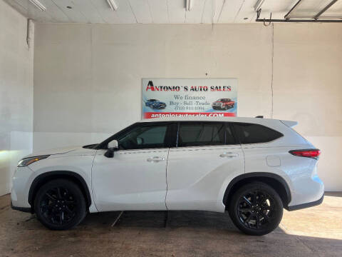 2022 Toyota Highlander L