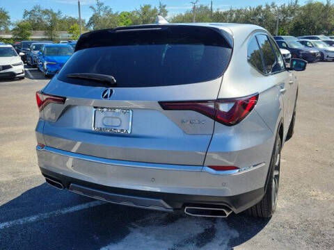 2025 Acura MDX w/Tech