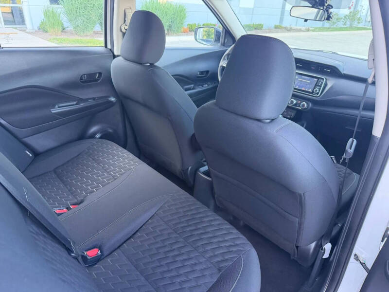 2022 Nissan Kicks S