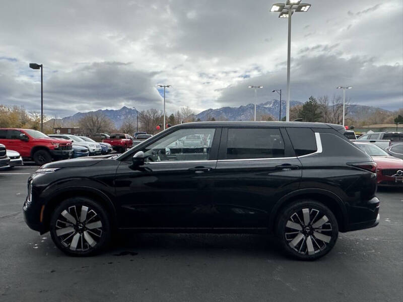 2025 Mitsubishi Outlander SE