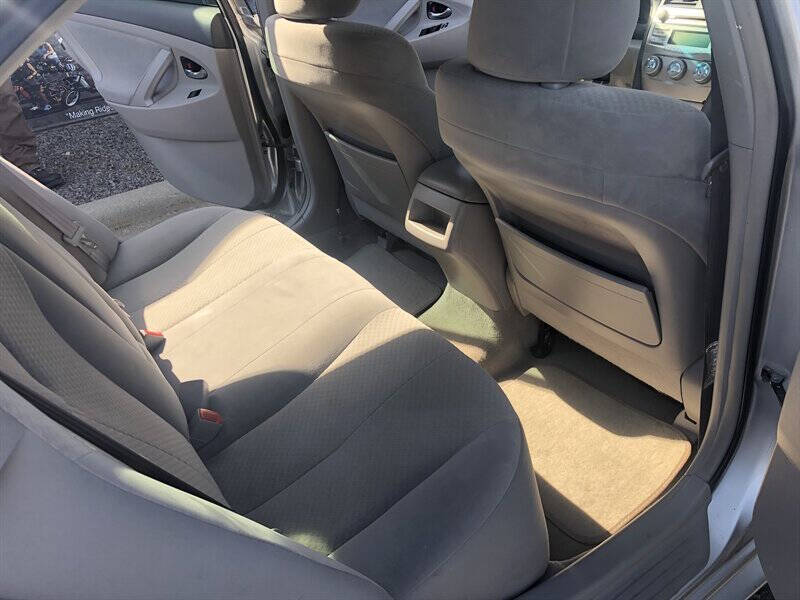 2009 Toyota Camry LE