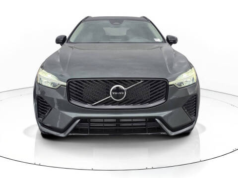 2026 Volvo XC60 T8 Core