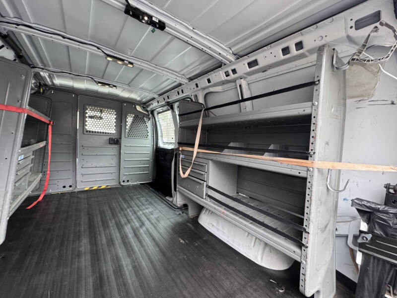 2016 Chevrolet Express 2500