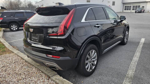 2023 Cadillac XT4 Premium Luxury