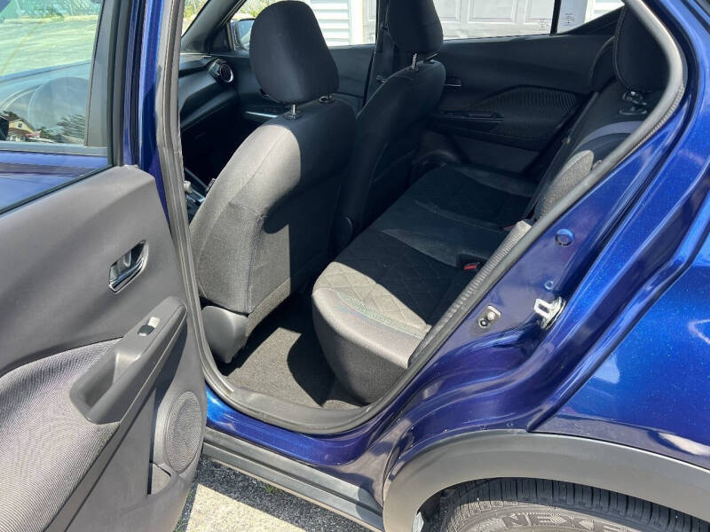 2020 Nissan Kicks SV
