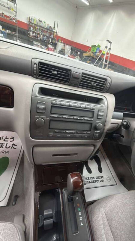2000 Toyota Crown