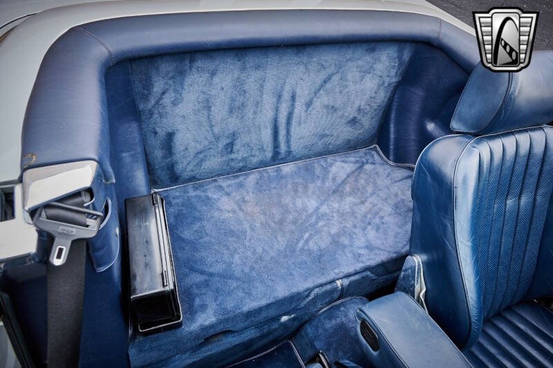 1988 Mercedes-Benz 560-Class 560 SL