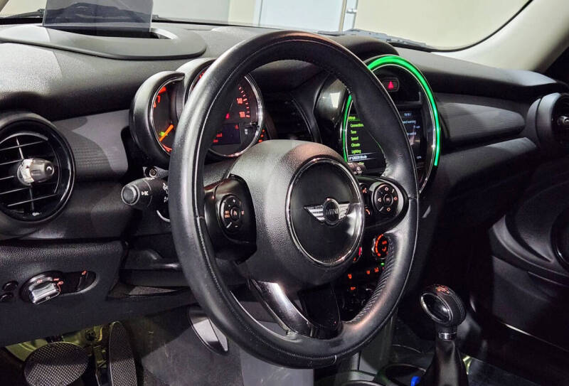 2016 MINI Hardtop 2 Door Cooper