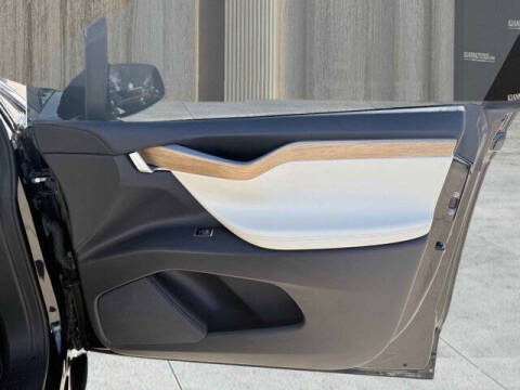 2019 Tesla Model X 75D