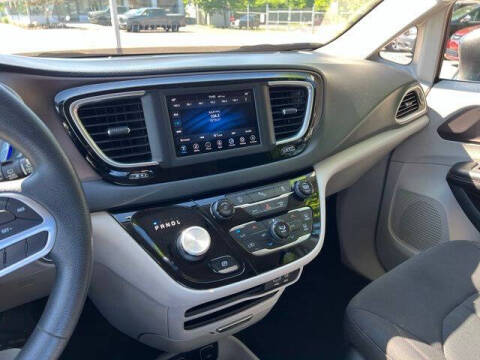 2018 Chrysler Pacifica Touring Plus