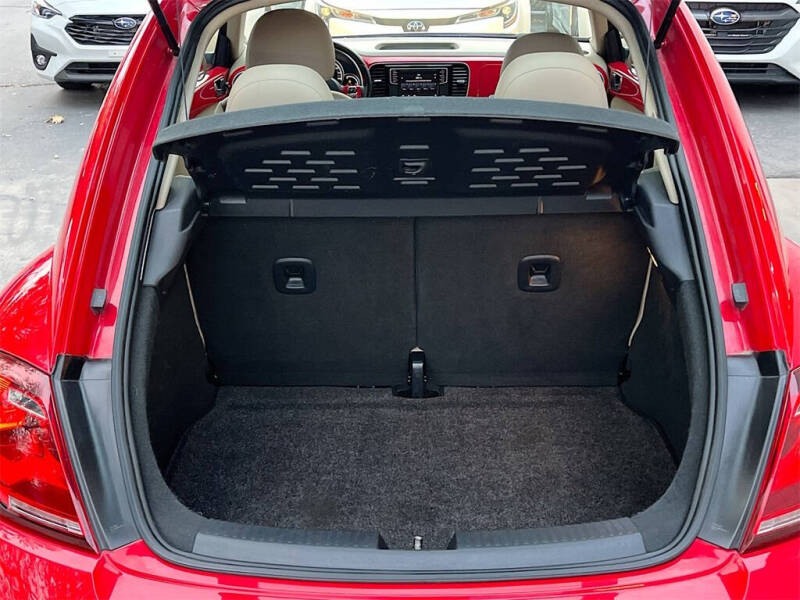 2019 Volkswagen Beetle 2.0T SE