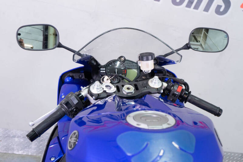 2013 Yamaha YZF-R1