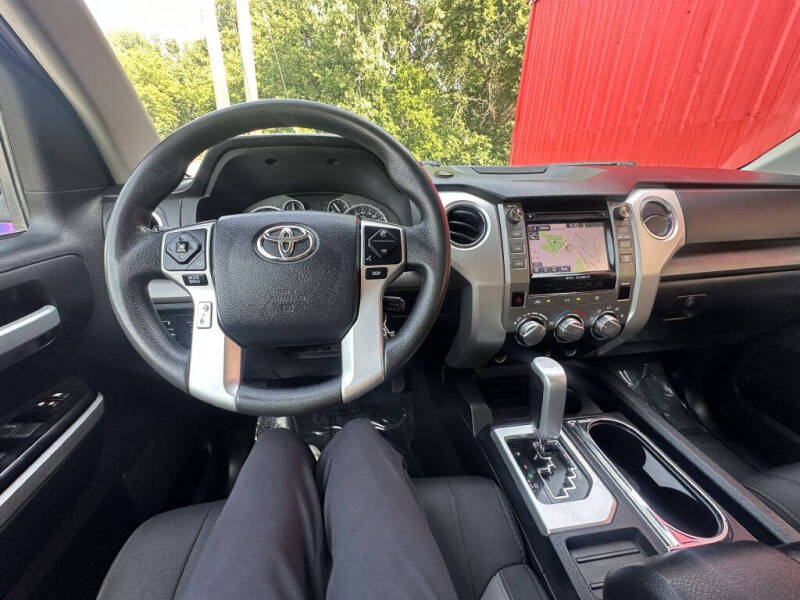 2014 Toyota Tundra SR5