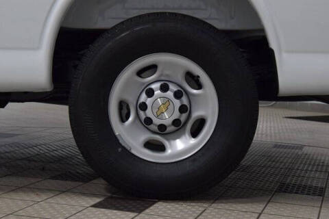 2025 Chevrolet Express 2500