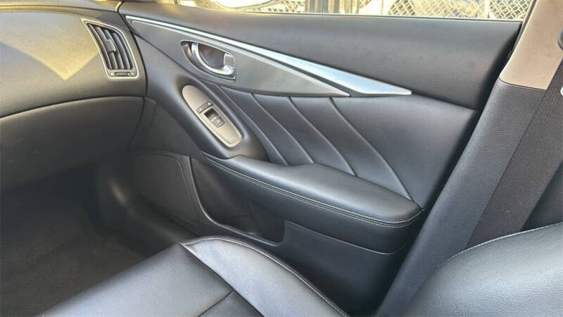 2016 Infiniti Q50 3.0T Premium