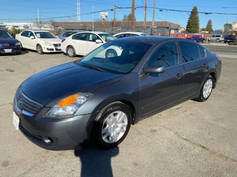 2009 Nissan Altima for sale at Lifetime Motors AUTO in Sacramento CA