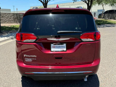 2019 Chrysler Pacifica Touring L