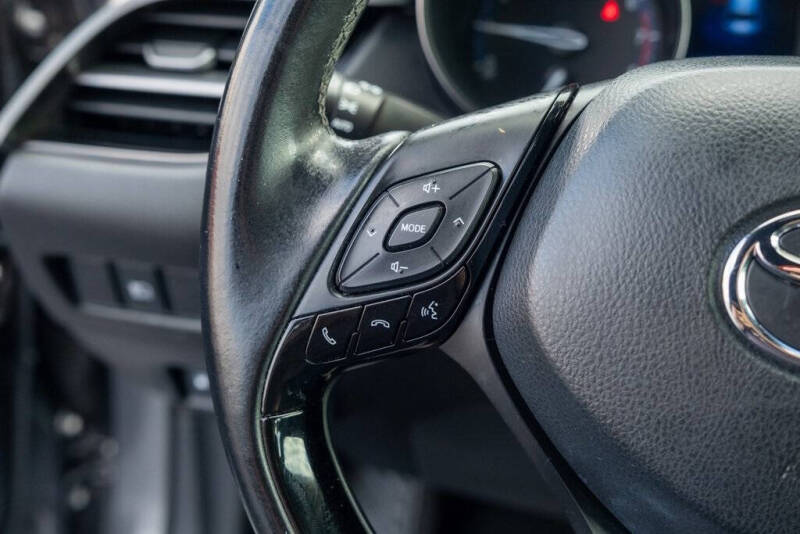 2018 Toyota C-HR XLE