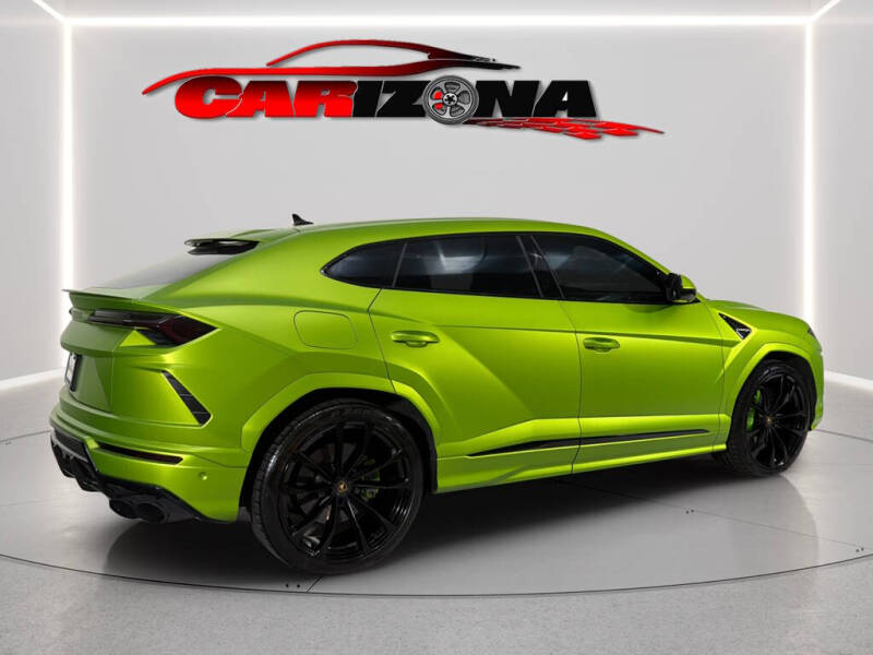 2020 Lamborghini Urus