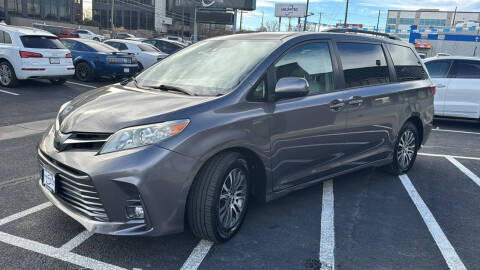 2018 Toyota Sienna