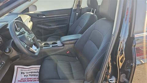 2024 Nissan Altima 2.5 SV