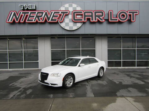 2017 Chrysler 300