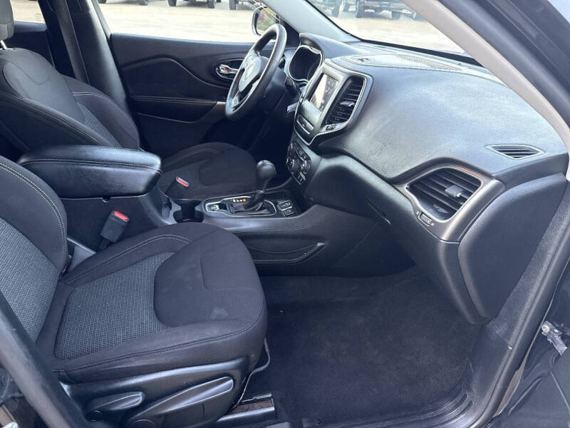 2020 Jeep Cherokee Latitude