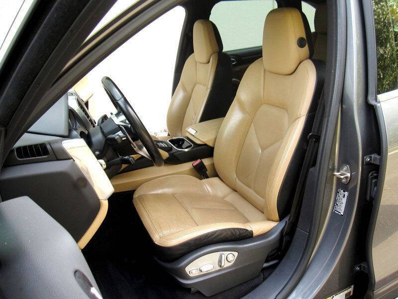 2018 Porsche Cayenne S