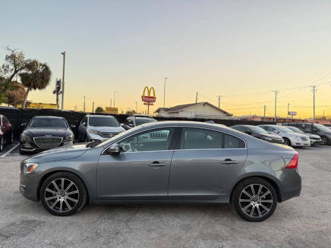 2017 Volvo S60 T5 Inscription Platinum