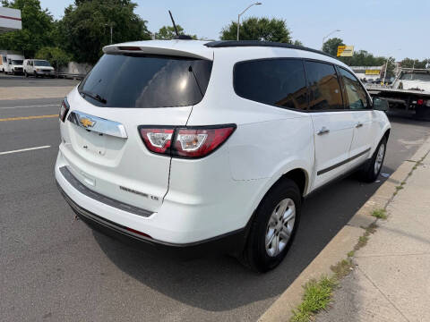 2016 Chevrolet Traverse LS