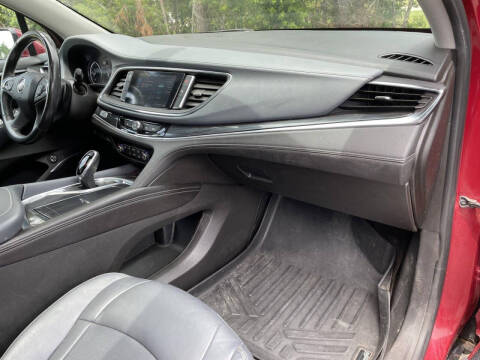 2021 Buick Enclave Essence