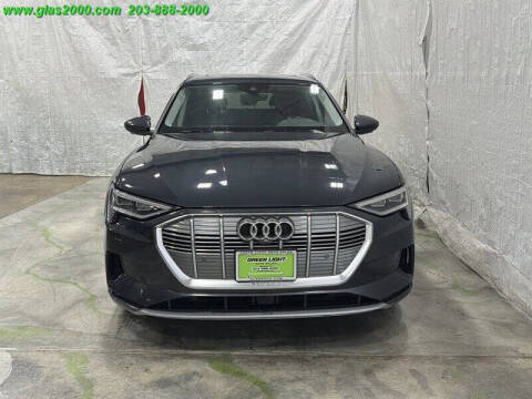 2019 Audi e-tron quattro Premium Plus