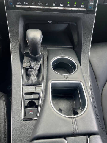 2019 Toyota Avalon XLE
