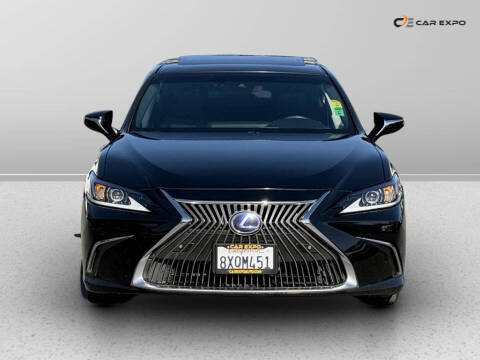 2021 Lexus ES 300h