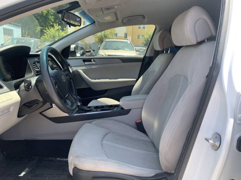 2017 Hyundai Sonata SE