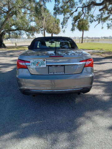 2011 Chrysler 200 Touring