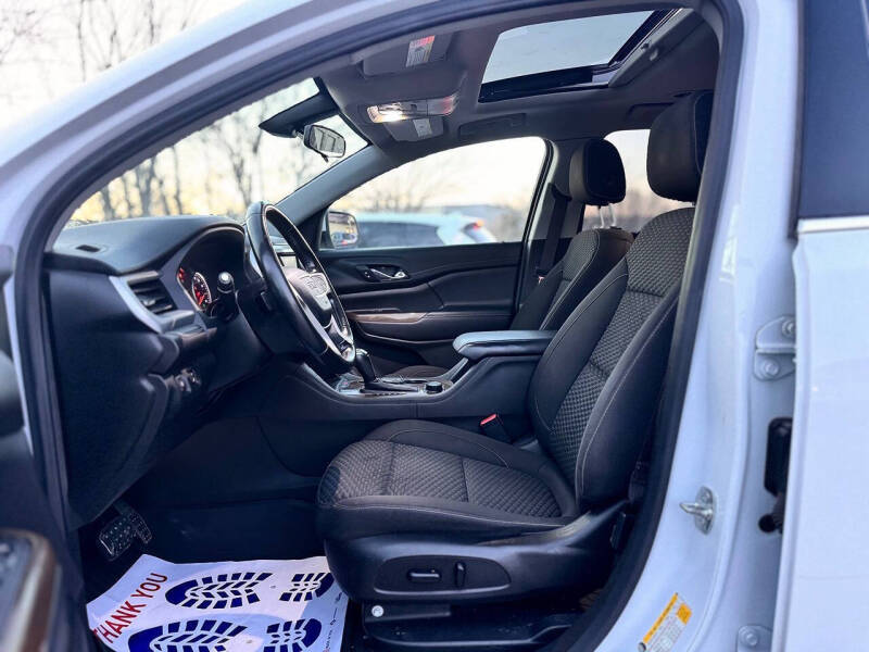 2019 GMC Acadia SLE-2