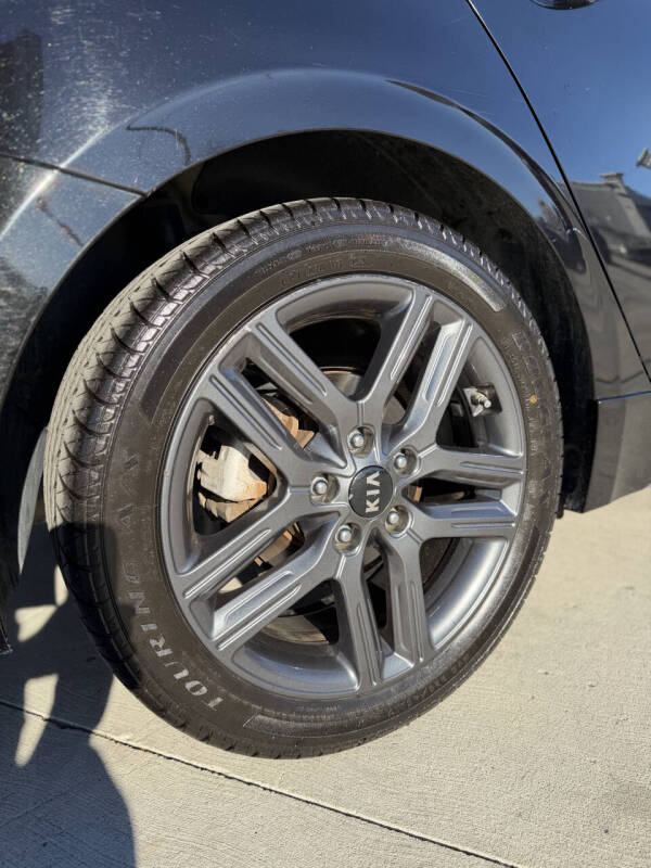 2020 Kia Forte GT Line