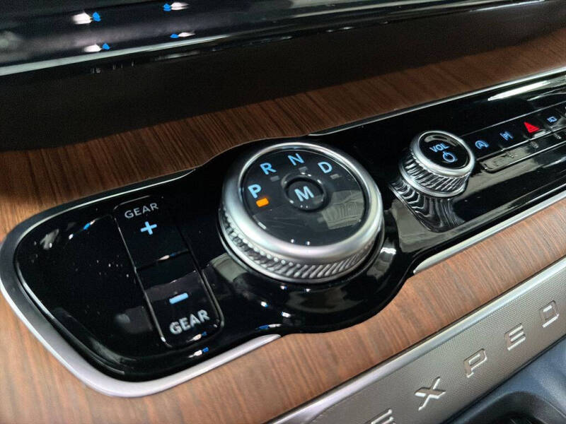 2026 Ford Expedition King Ranch