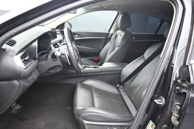 2025 Genesis G70