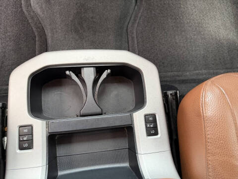 2008 Toyota Sequoia Platinum