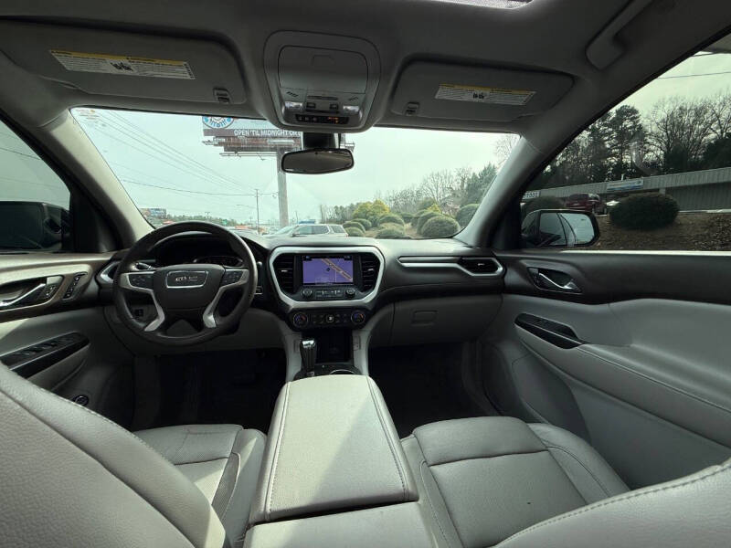 2017 GMC Acadia SLT-2