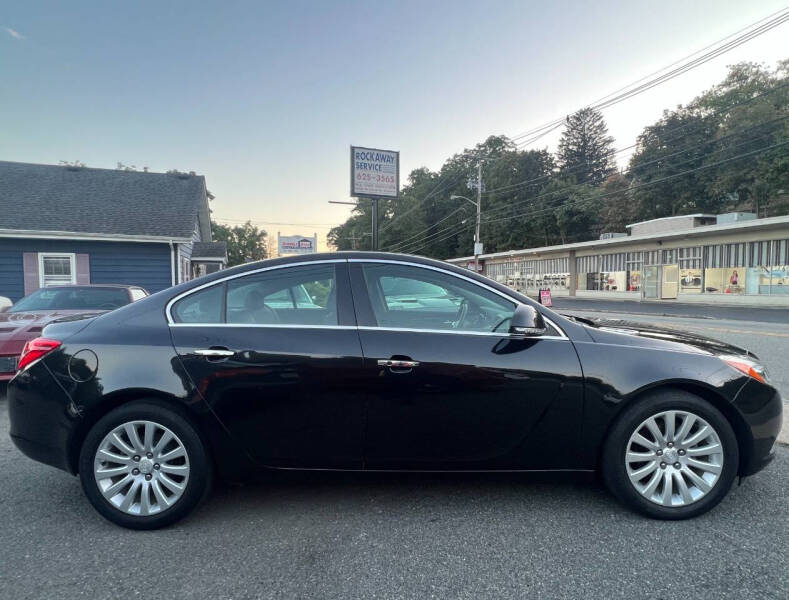 2012 Buick Regal Premium 1